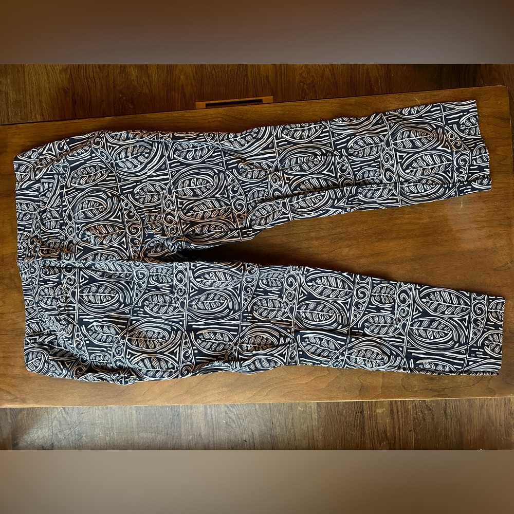 Ankle pants